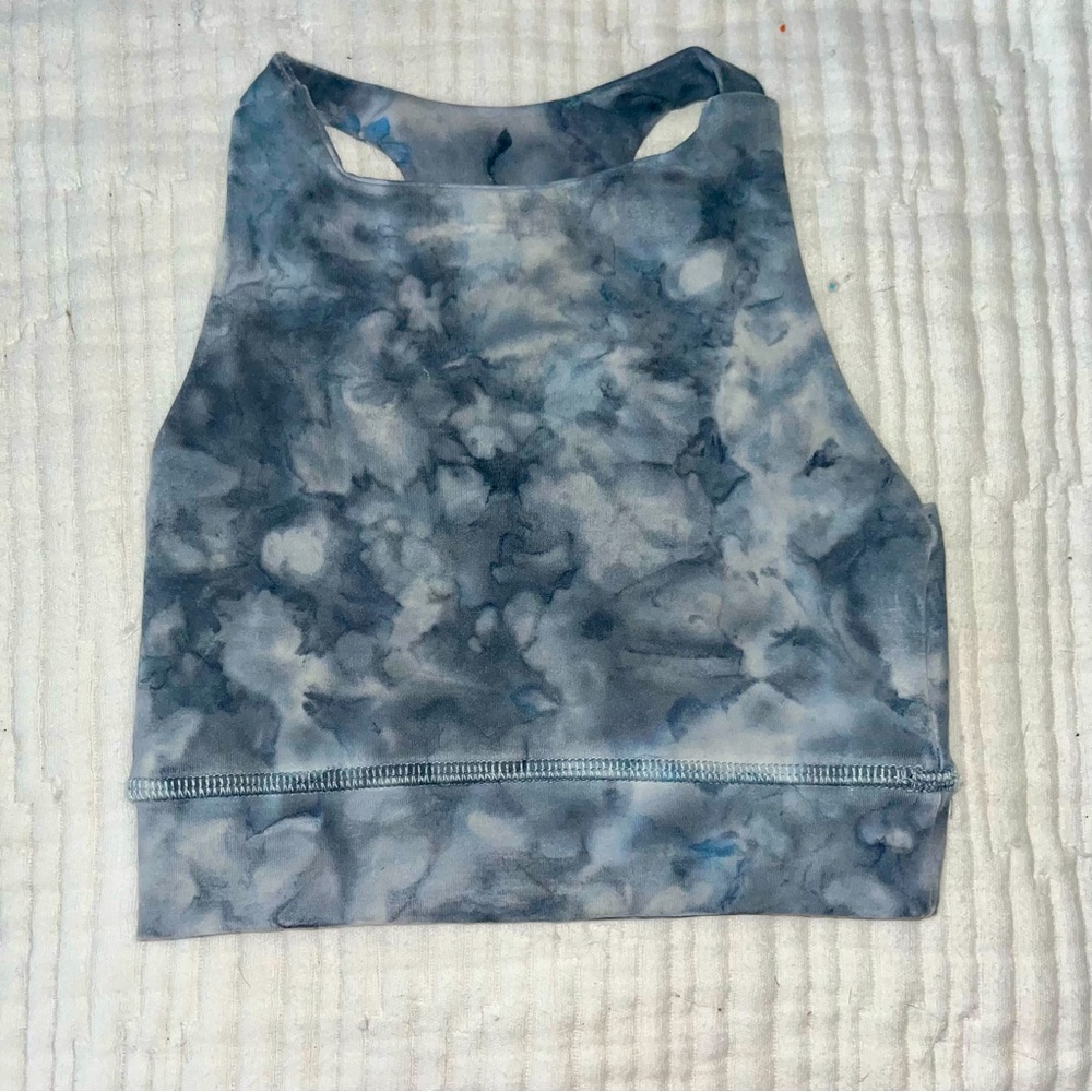 Good hYOUman women XS gray tie dye workout crop